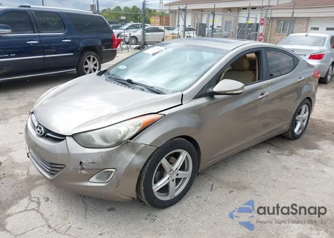 2013 Hyundai Elantra Limited z USA, uszkodzony, nr VIN 5NPDH4AE0DH205791